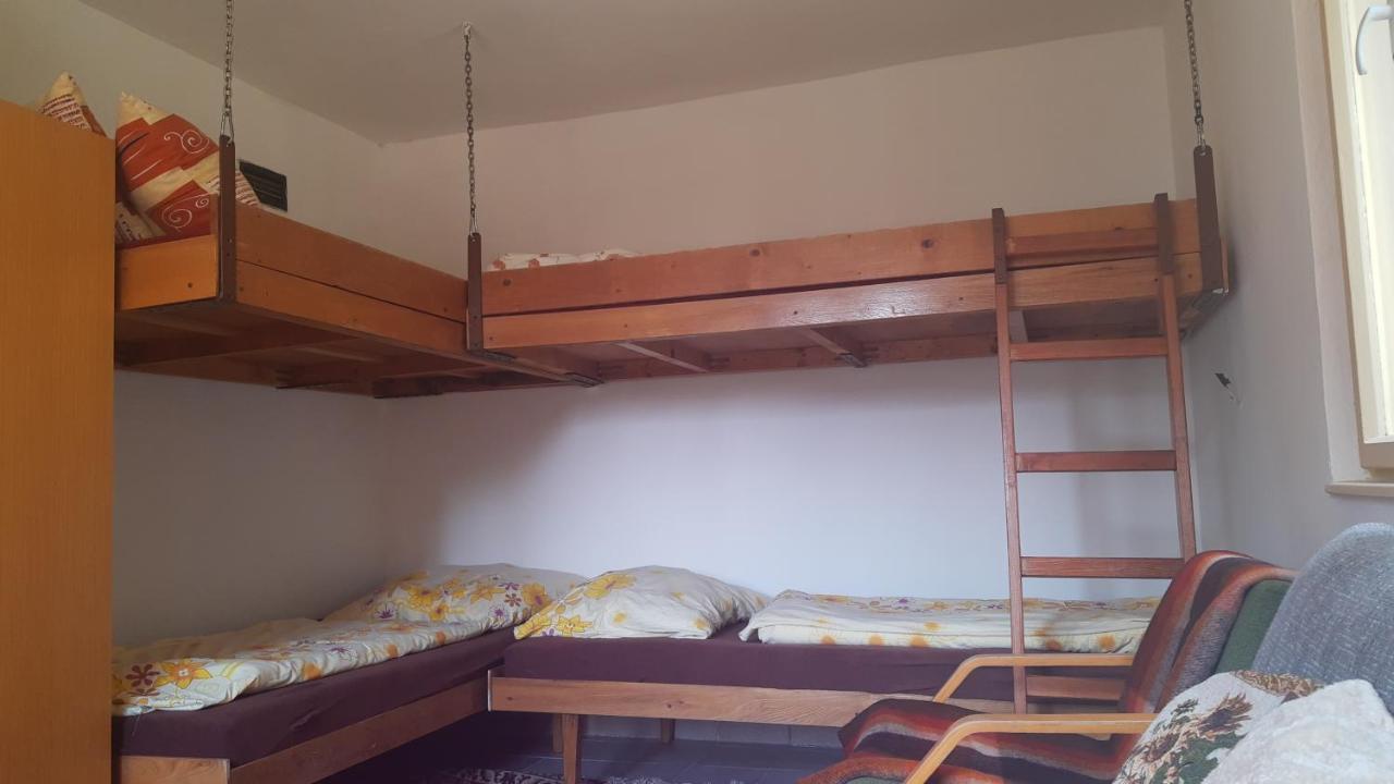 Chata Mlynná Mýto pod Ďumbierom Esterno foto